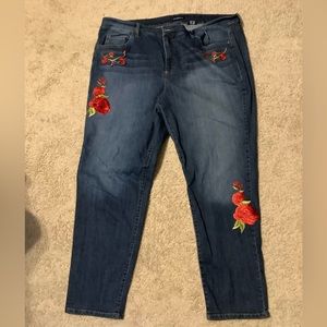 Bandolino jeans with floral design